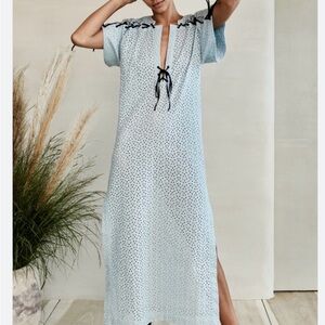 Marysia Eyelet coverup - size M